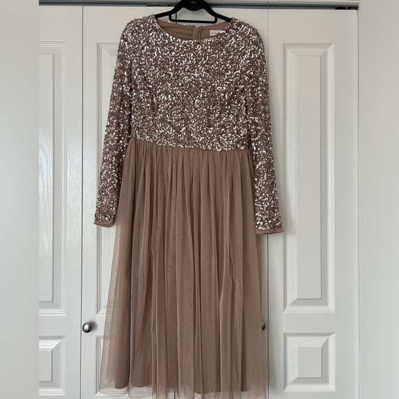 Sequin dress - Picture 1 of 3